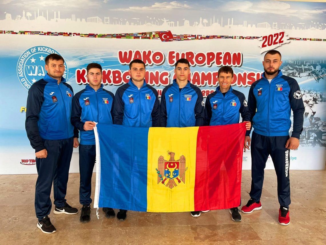 (foto) Ion Iliescu și Victor Chițu, faceți cunoștință cu sportivii care ne-au adus medalia de Bronz la Campionatul European WAKO